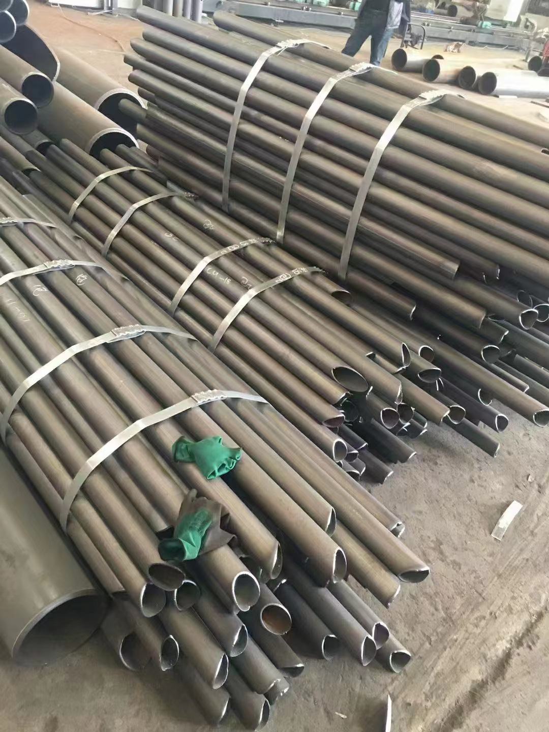 一线在工地,二线在工厂--绿荫自主加工钢材